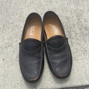 Brown Gucci Lofers, some scuff marks.  Slightly worn.  Good condition.
